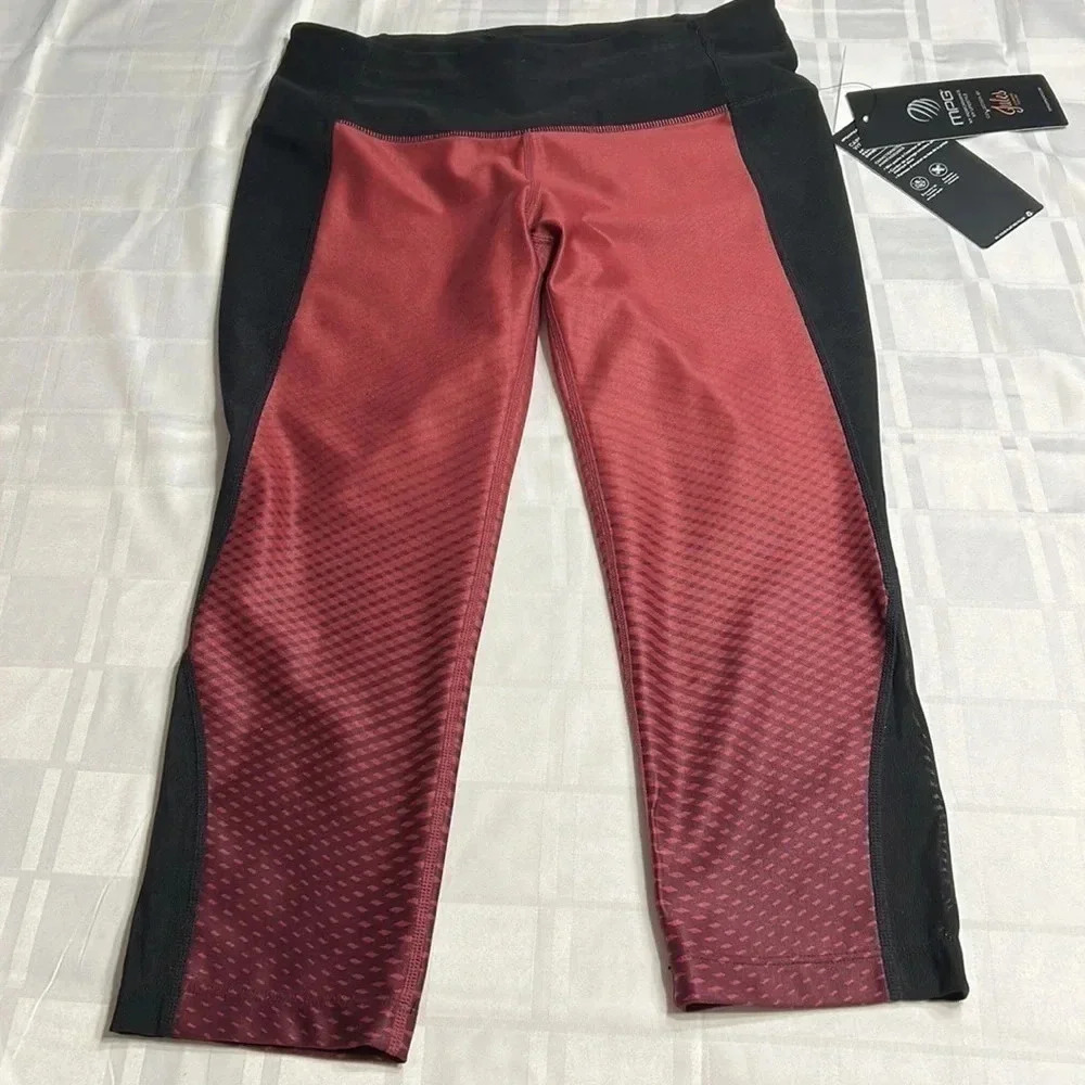 MPG printed capris cropped leggings BLACK and burgundy activewear,NWT,Y2K tag
